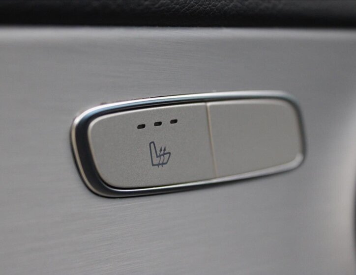 Mercedes-Benz Třídy E 30