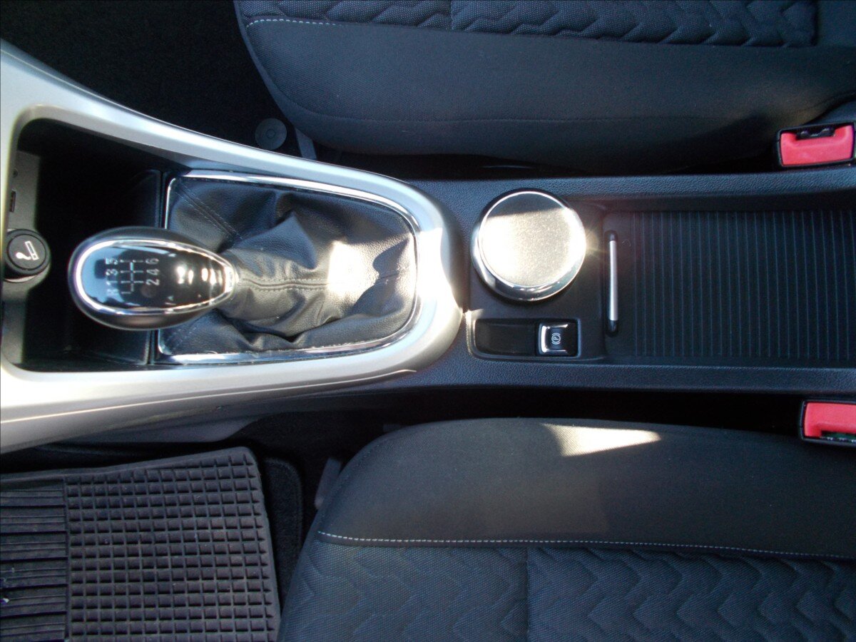 Opel Astra Sedan 1,4 l 103 kw