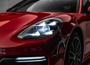 Porsche Panamera 8