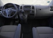 Volkswagen Caravelle 13