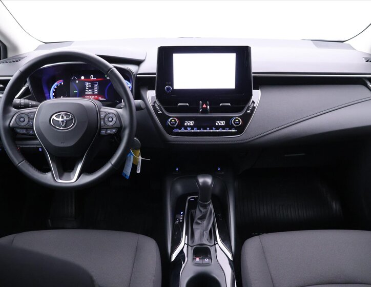 Toyota Corolla Sedan / Limuzína 1,5 l 92 kw