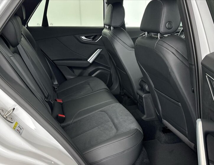 Audi Q2 SUV / Terénní 1,5 l 110 kw