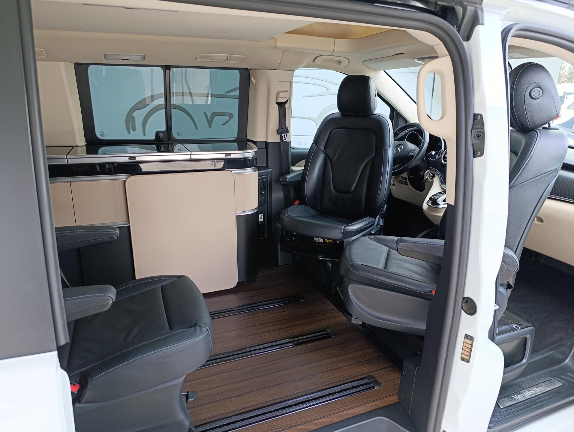 Mercedes-Benz Třídy V Kombi 2,1 l 140 kw