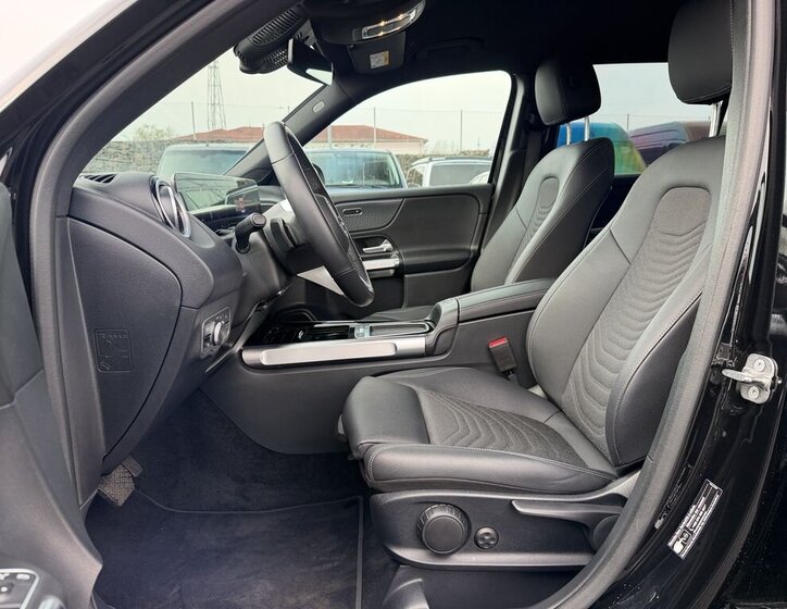 Mercedes-Benz GLB SUV / Terénní 2,0 l 110 kw