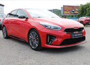 KIA ProCeed Kombi 1,6 l 150 kw
