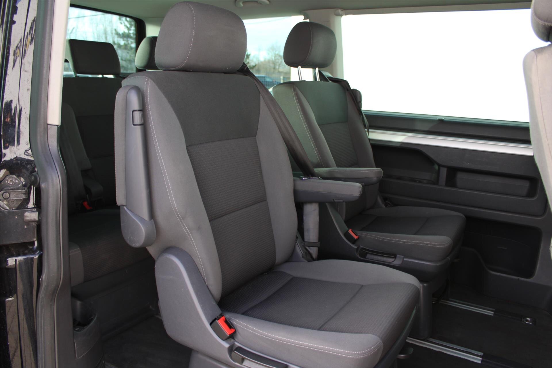 Volkswagen Multivan Kombi 2,0 l 103 kw