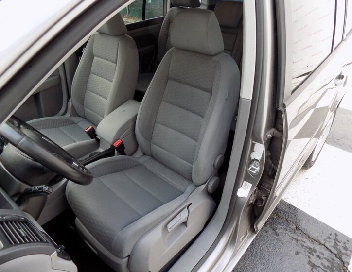 Volkswagen Touran Ostatní 2,0 l 103 kw