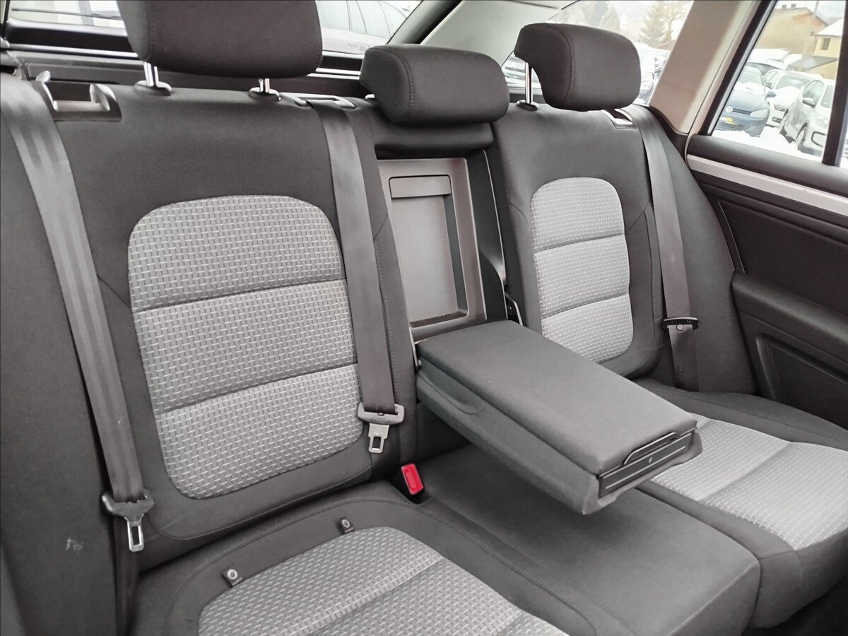 Škoda Superb Kombi 2,0 l 103 kw