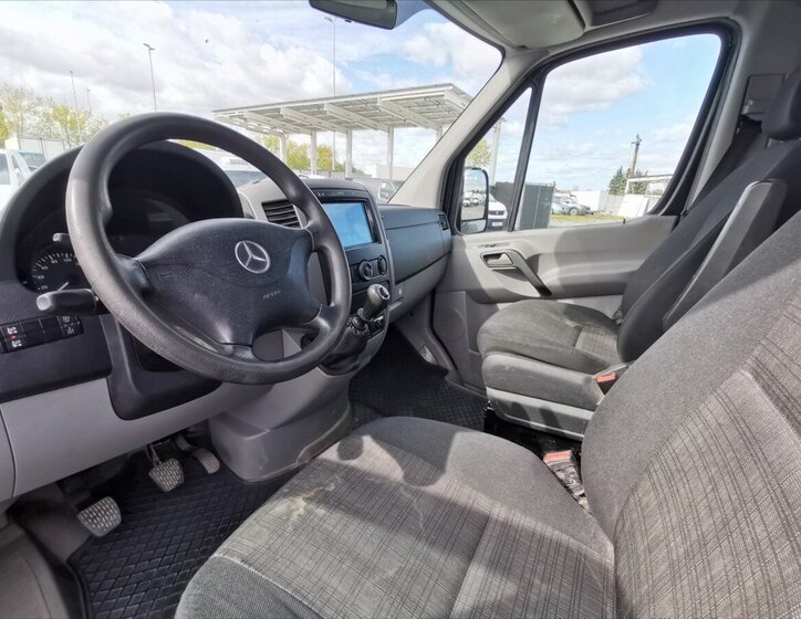 Mercedes-Benz Sprinter Sklápěč 2,1 l 120 kw