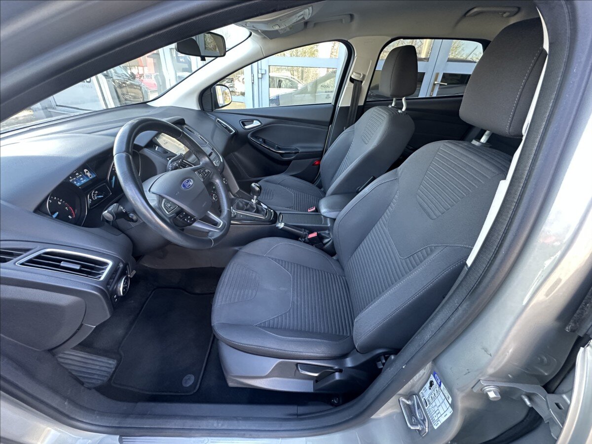 Ford Focus Kombi 1,5 l 110 kw