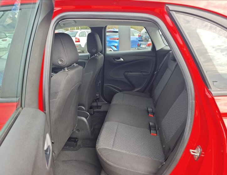 Opel Crossland X MPV 1,6 l 88 kw