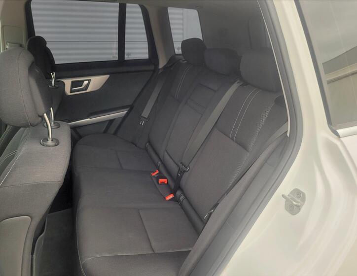 Mercedes-Benz GLK 11