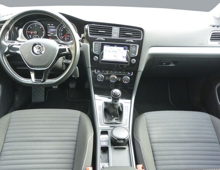 Volkswagen Golf Kombi 2,0 l 110 kw