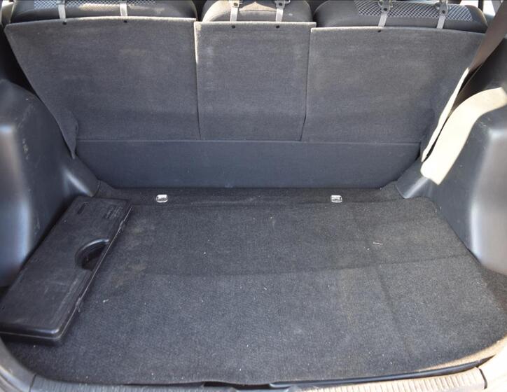 Toyota Corolla Verso 23