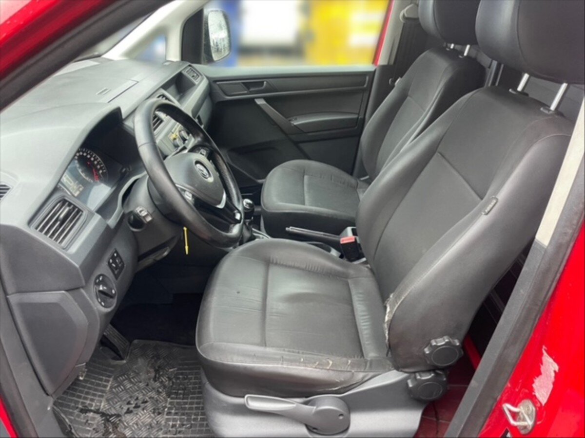 Volkswagen Caddy Skříň 1,6 l 75 kw