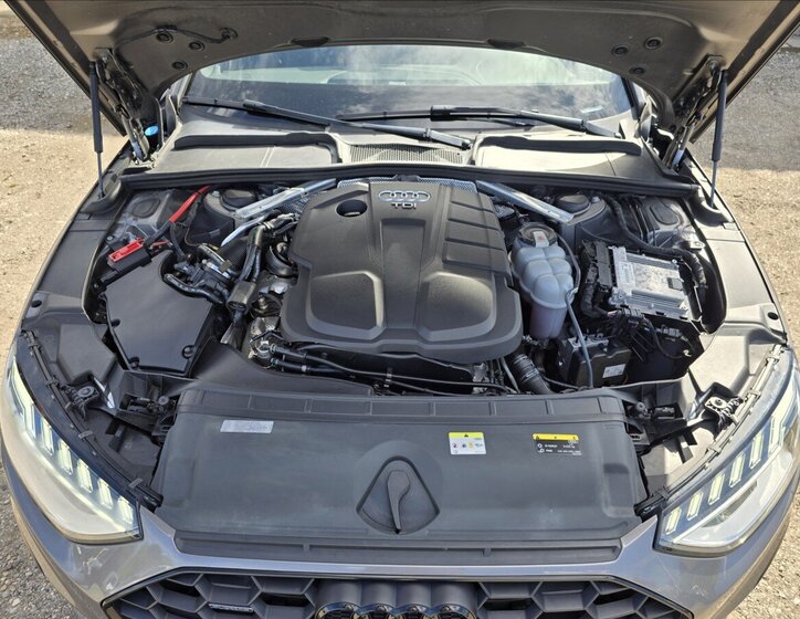 Audi A4 Kombi 2,0 l 140 kw