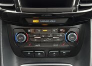 Ford Tourneo Connect 26