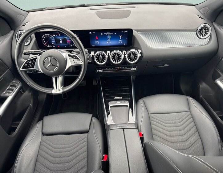 Mercedes-Benz GLA SUV / Terénní 2,0 l 110 kw