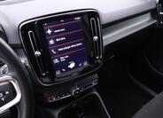 Volvo XC40 25