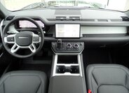Land Rover Defender 12