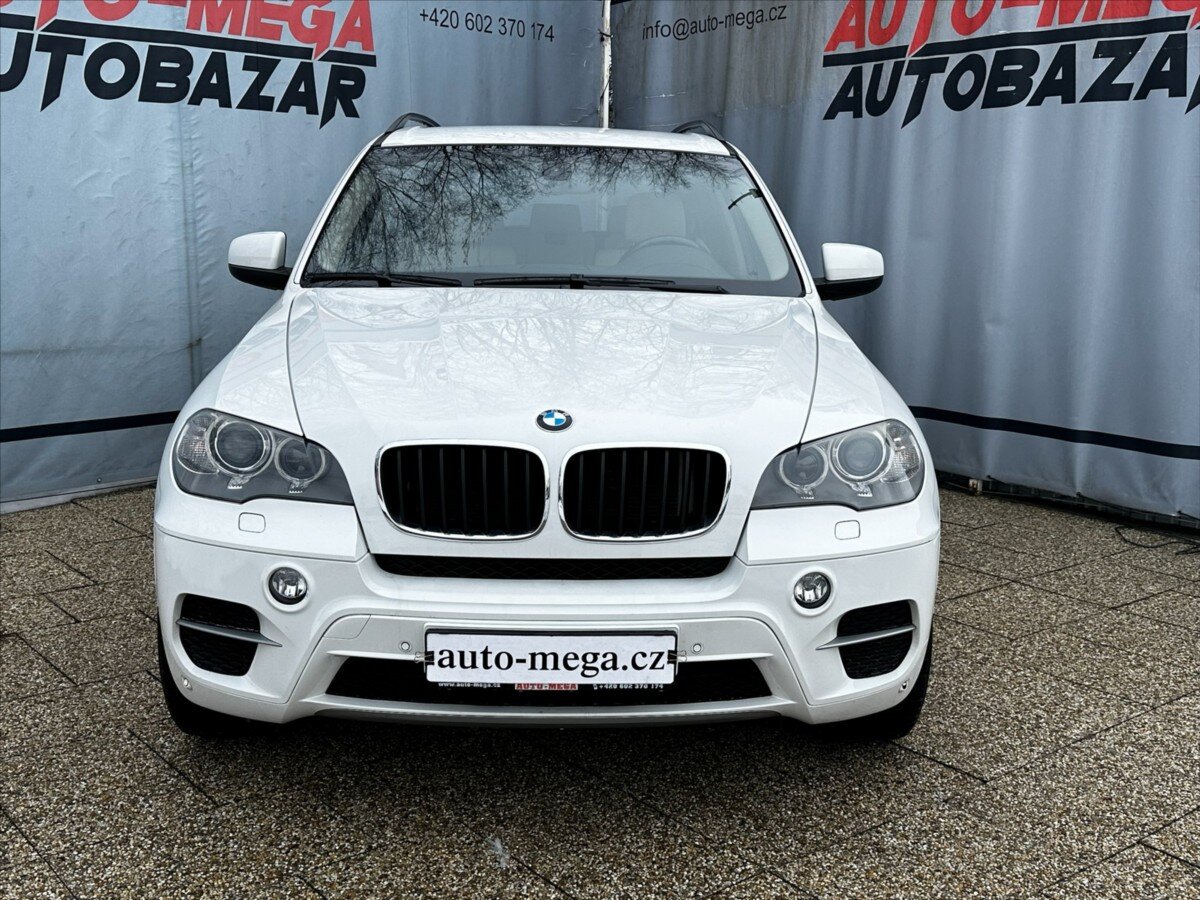 BMW X5 Kombi 3,0 l 180 kw