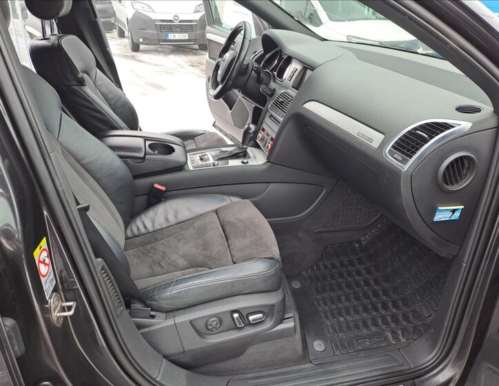Audi Q7 SUV 3,0 l 176 kw
