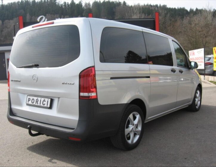 Mercedes-Benz Vito Kombi 2,1 l 100 kw