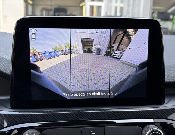 Ford Kuga SUV / Terénní 2,0 l 88 kw