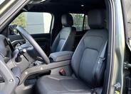 Land Rover Defender 20