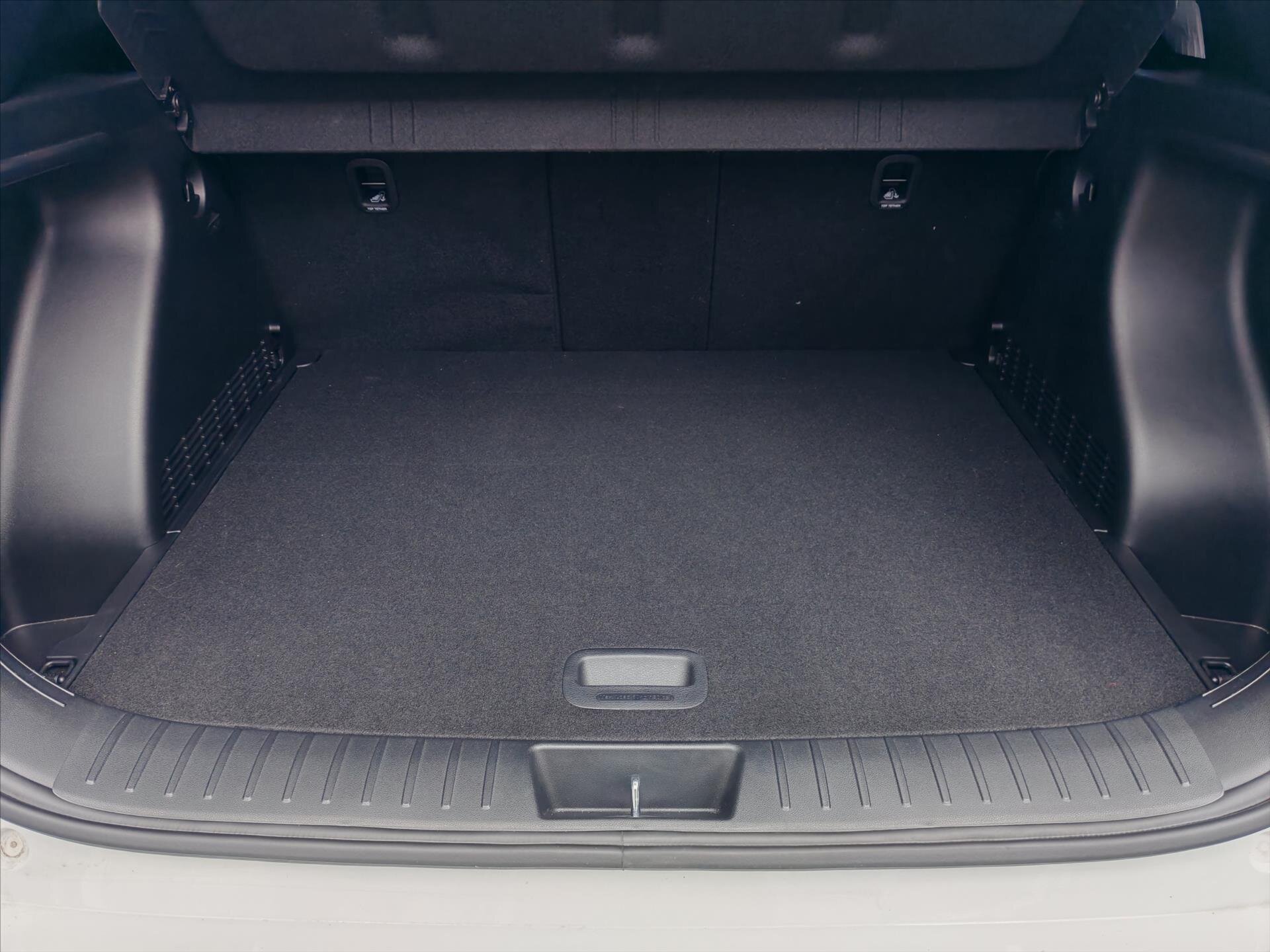 Hyundai Kona SUV 1,6 l 125 kw