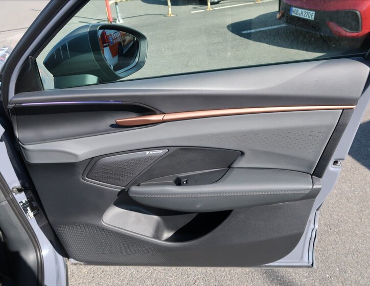 Cupra Terramar SUV / Terénní 2,0 l 195 kw