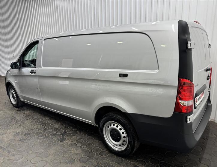 Mercedes-Benz Vito 6
