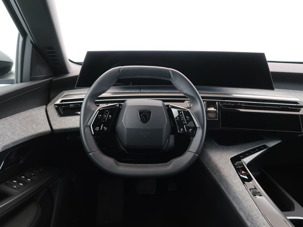 Peugeot 3008 SUV / Terénní 1,2 l 100 kw