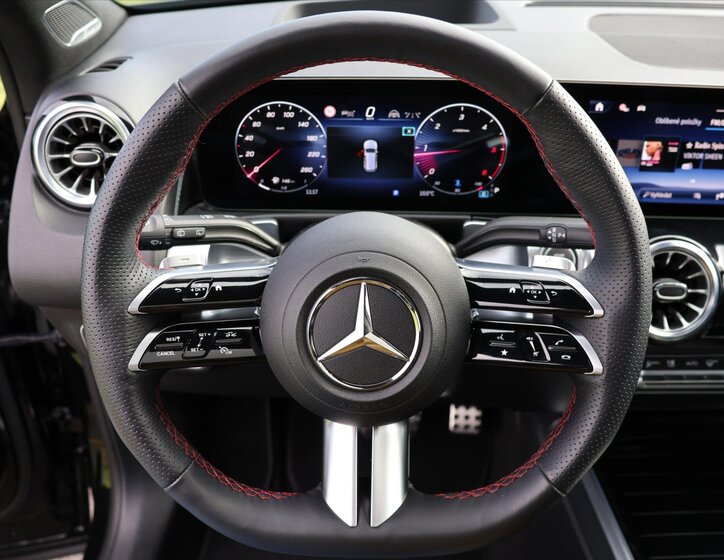 Mercedes-Benz GLB 24