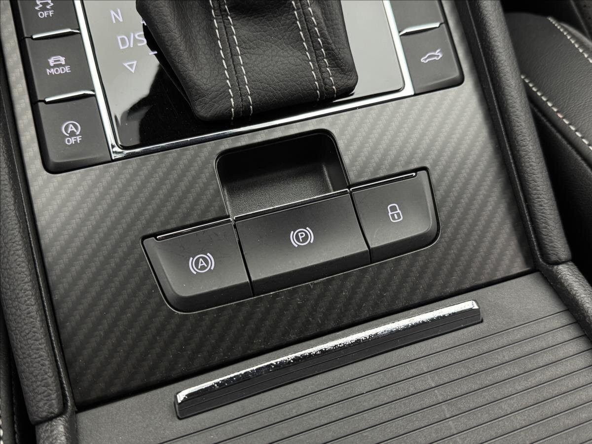 Škoda Superb Kombi 2,0 l 140 kw