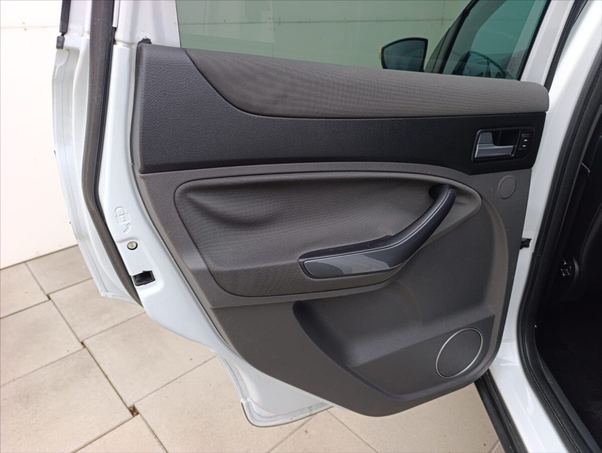 Ford Kuga SUV / Terénní 2,0 l 120 kw