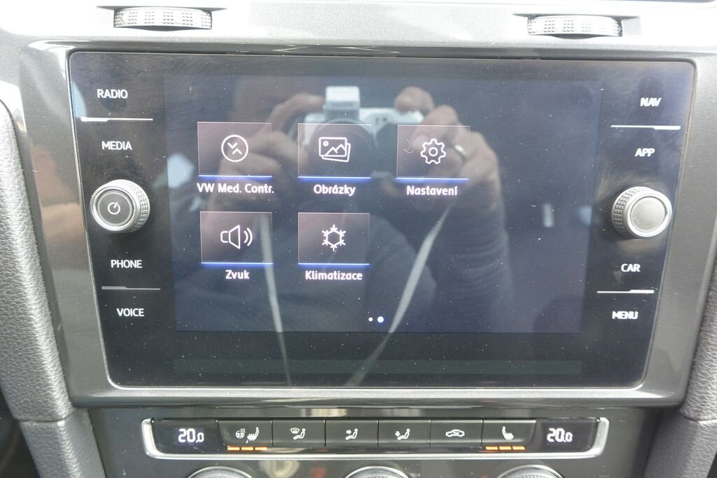 Volkswagen Golf Kombi 2,0 l 110 kw