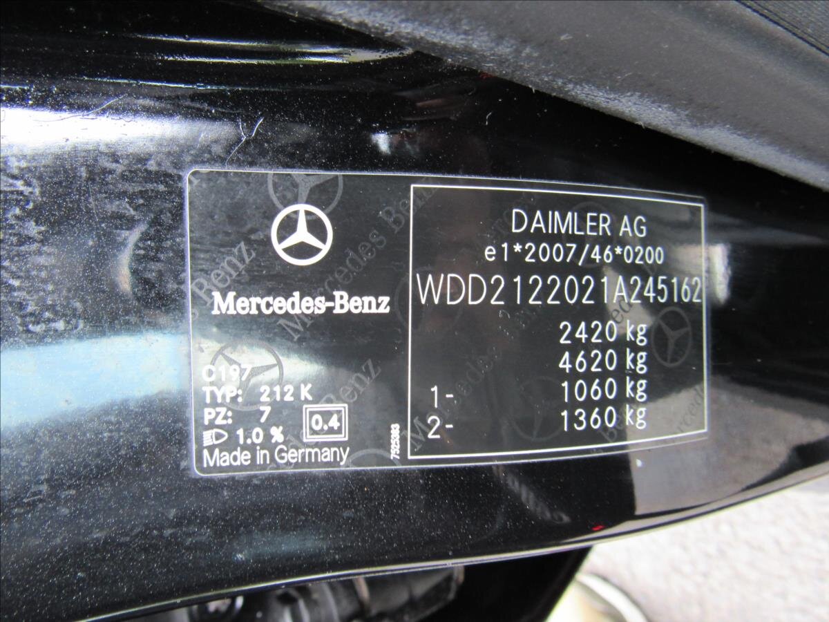 Mercedes-Benz Třídy E Kombi 2,1 l 125 kw