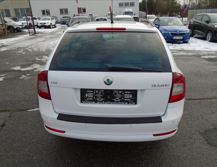 Škoda Octavia Kombi 1,6 l 77 kw