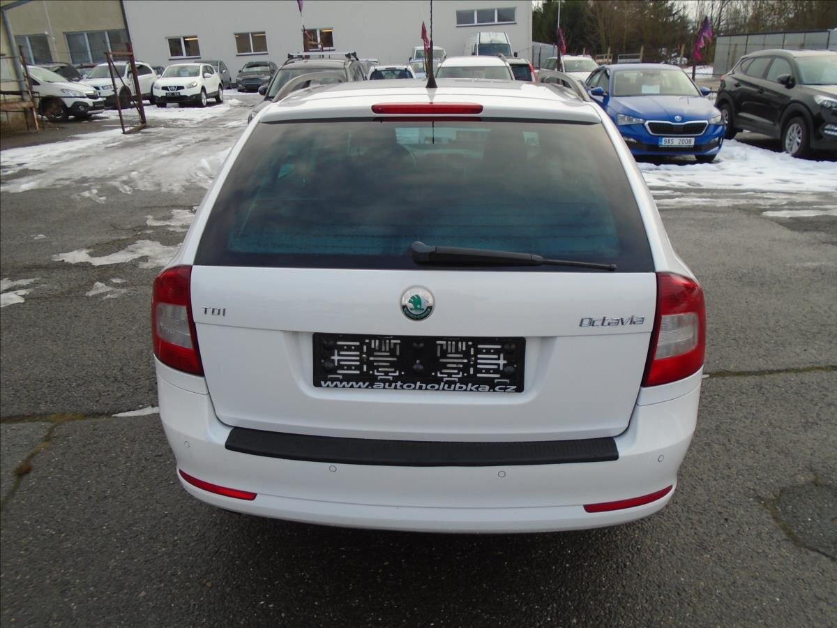 Škoda Octavia Kombi 1,6 l 77 kw