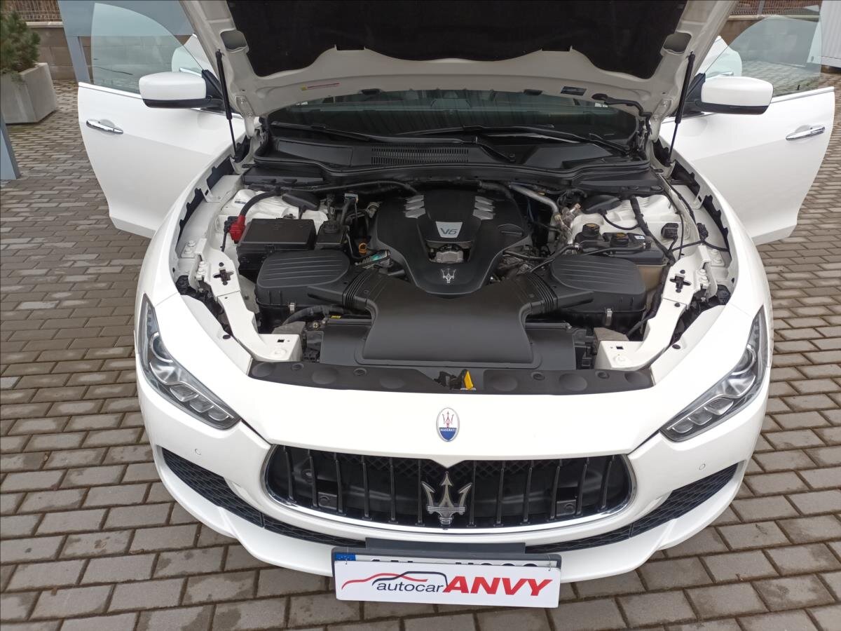 Maserati Ghibli Sedan 3,0 l 243 kw