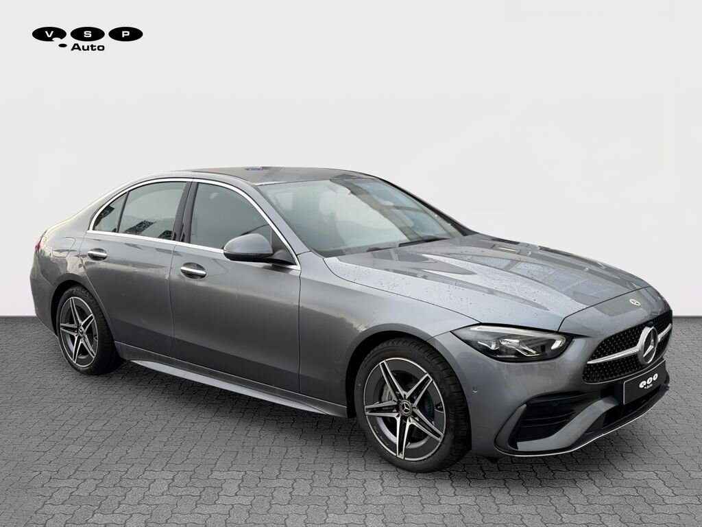 Mercedes-Benz Třídy C Sedan 2,0 l 145 kw
