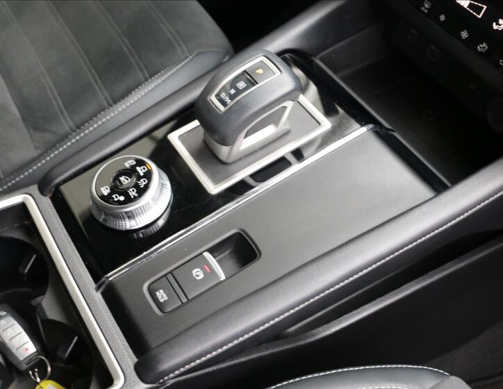 Mitsubishi Outlander 34