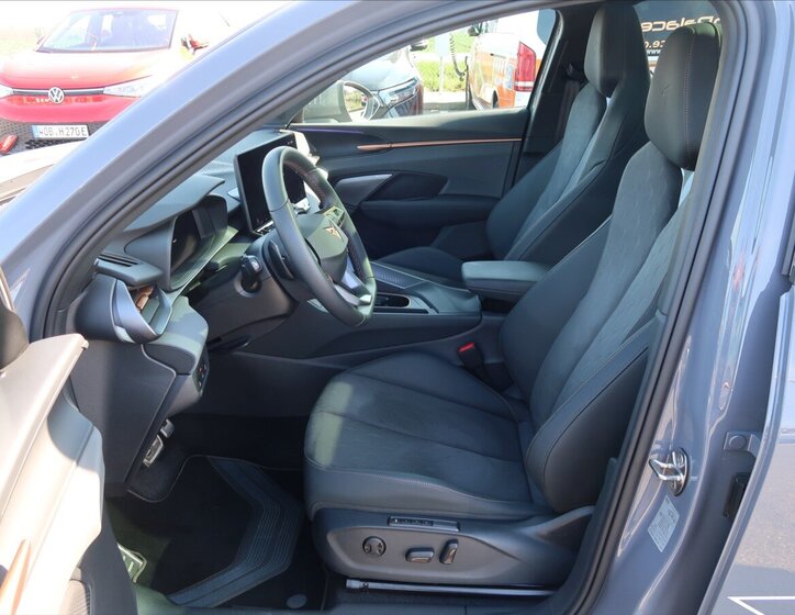 Cupra Terramar SUV / Terénní 2,0 l 195 kw