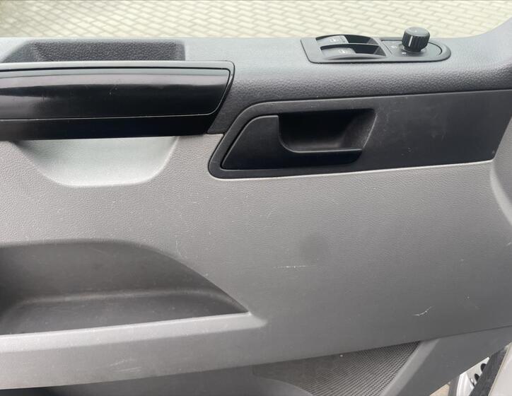 Volkswagen Transporter 4