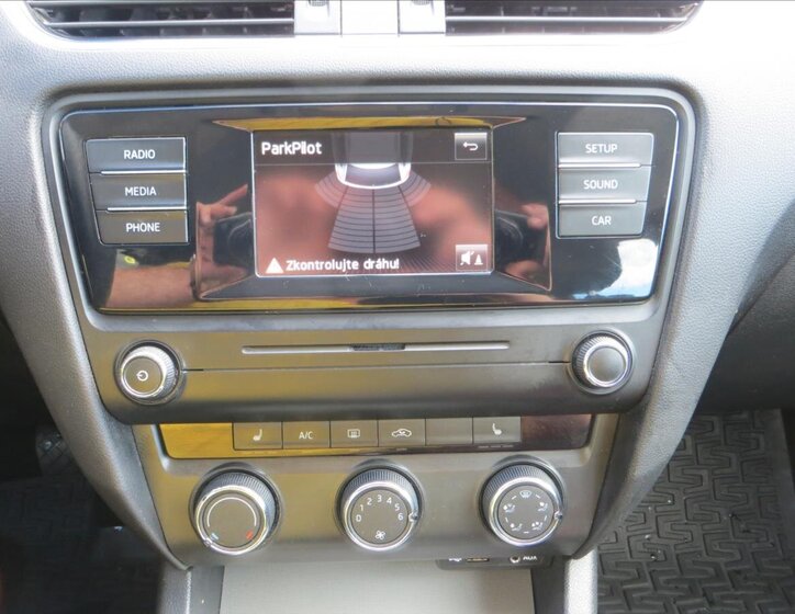 Škoda Octavia Kombi 1,2 l 77 kw