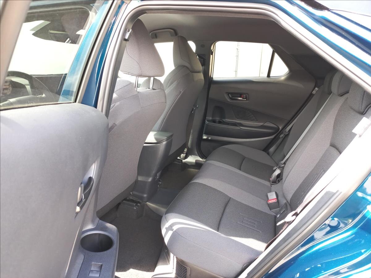 Toyota C-HR Hatchback 2,0 l 111 kw