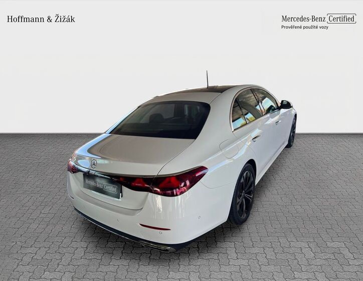 Mercedes-Benz Třídy E 5