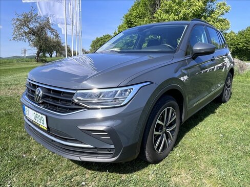 Volkswagen Tiguan SUV 1,5 l 110 kw