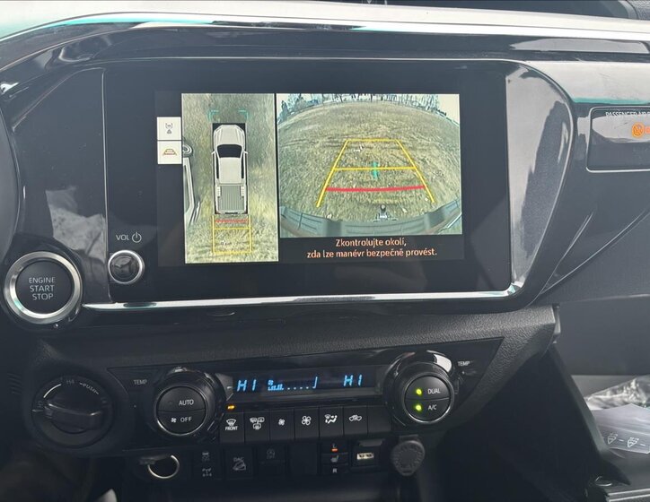 Toyota Hilux Pick-up 2,8 l 150 kw